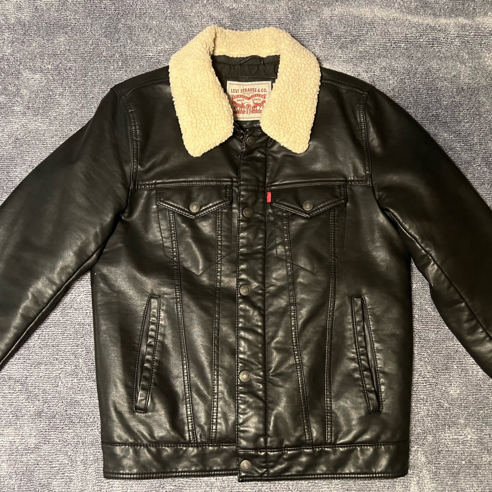 Levi's Men's Faux Leather Sherpa Trucker Jacket, brown